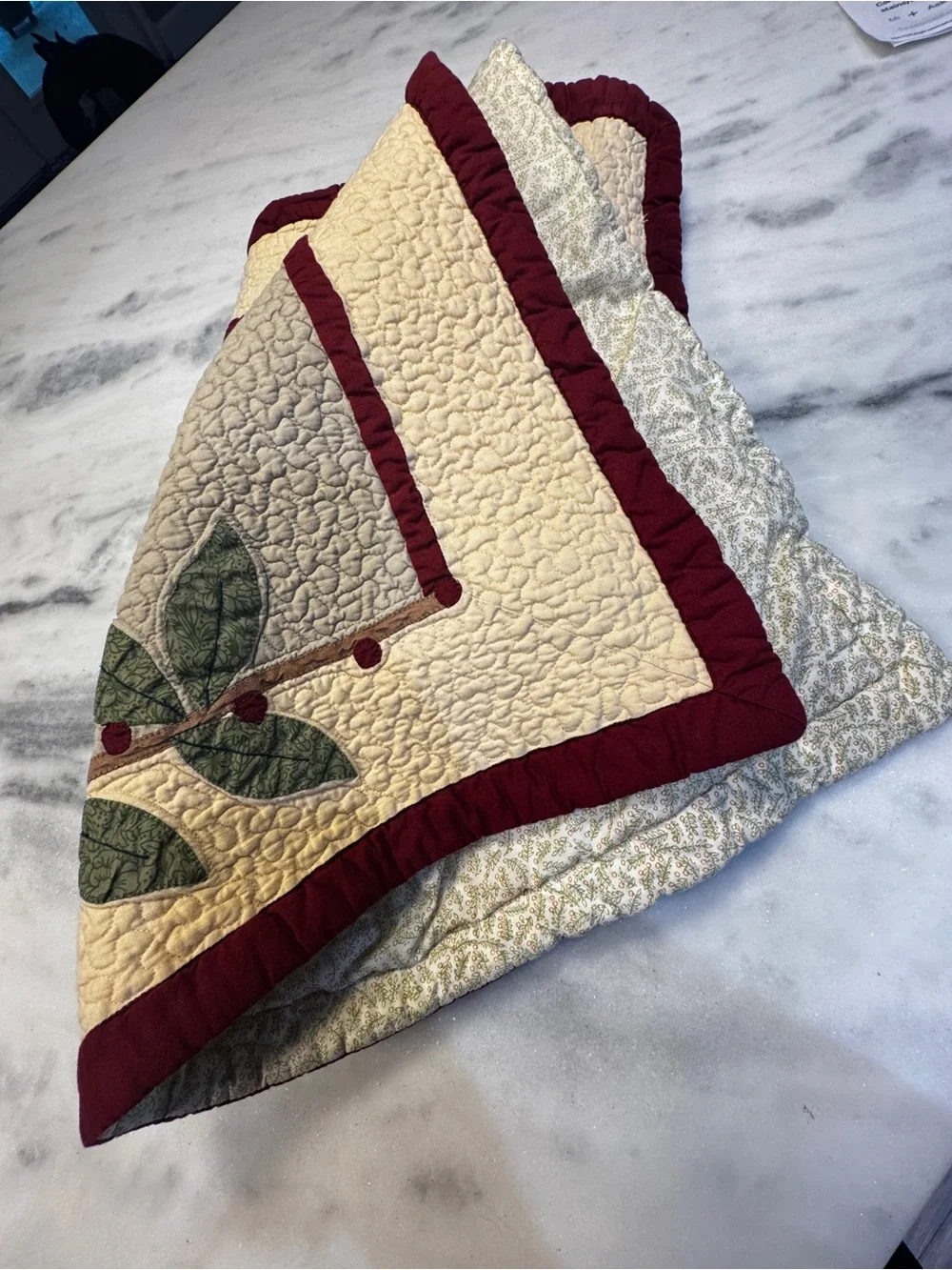 L.L. Bean Vintage Set of Standard Quilted Pillow Shams Holly Berry pattern